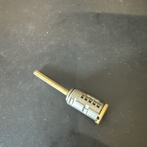 Kwikset‎ Deadbolt Replacement Cylinder brass